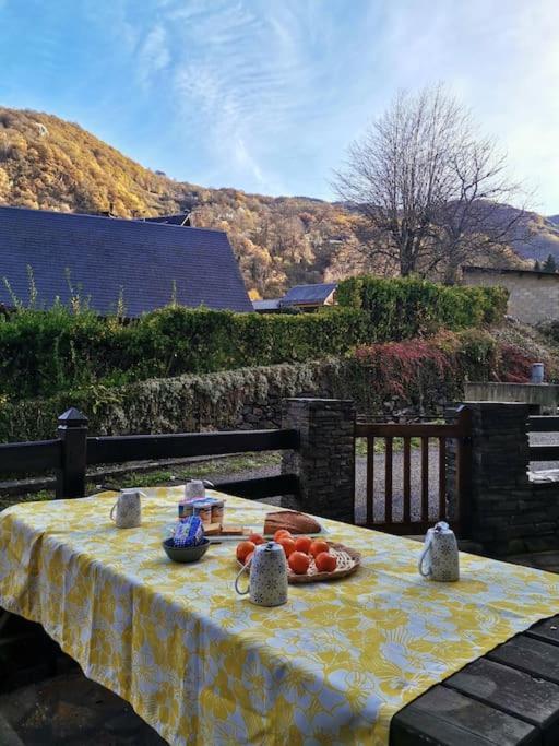 Maison 13 Pers A 10Mn De Luchon Cazaux-Layrisse Exteriér fotografie